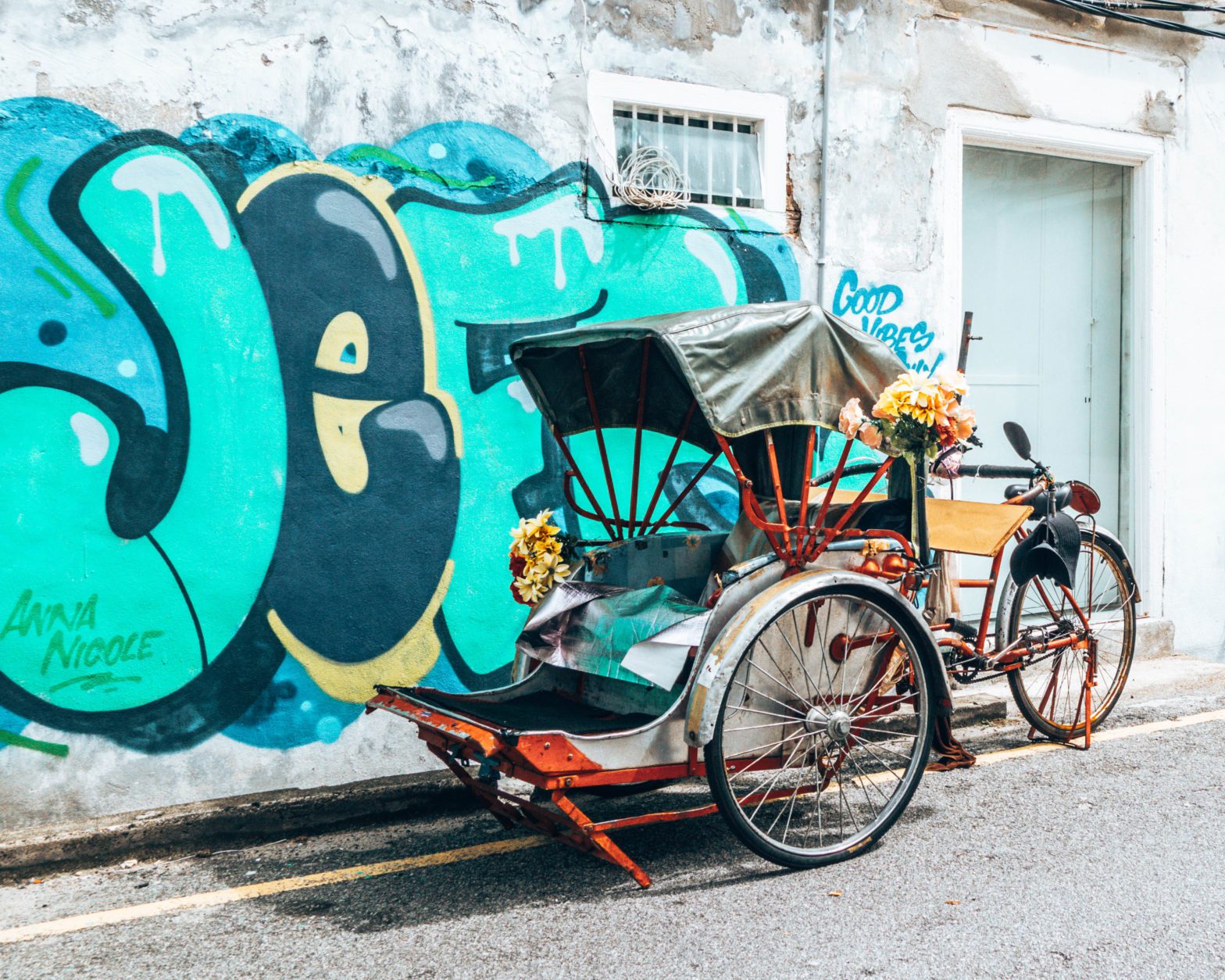 Discover the street art in Penang - We Did It Our Way