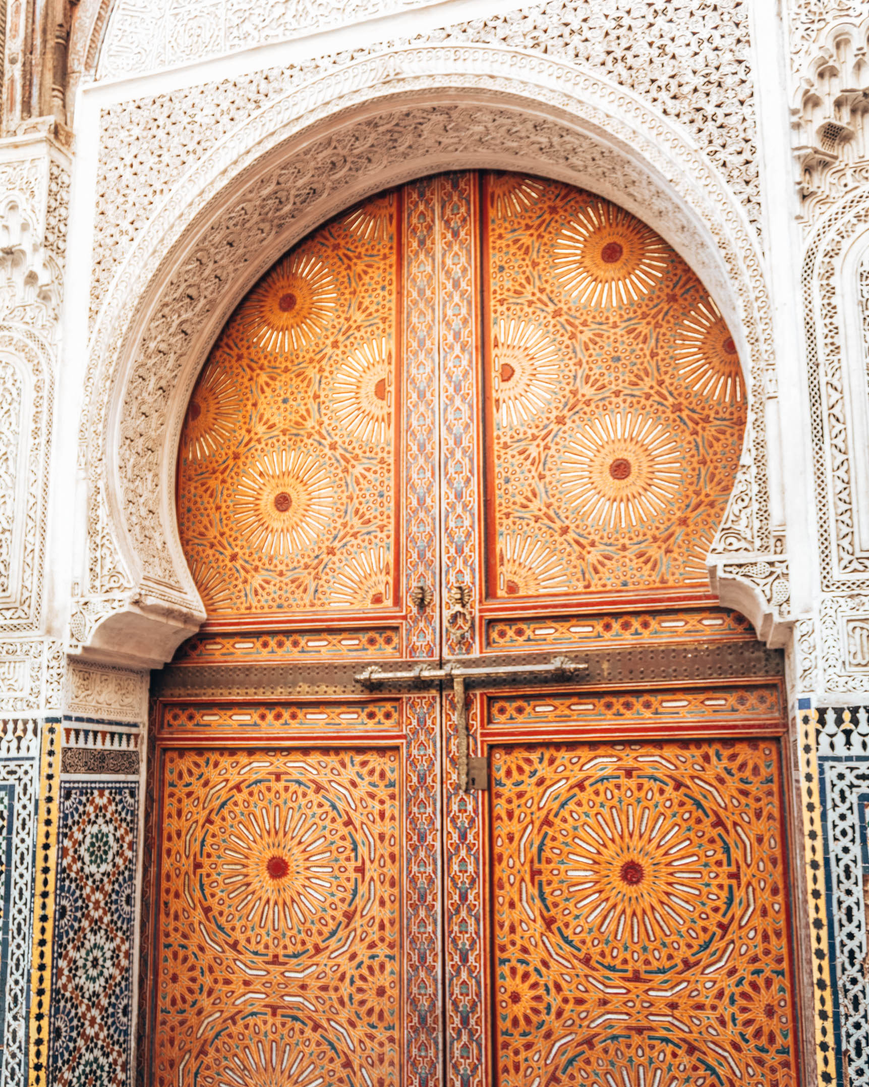 Beautiful Moroccan tiles and mosaics - A photoblog