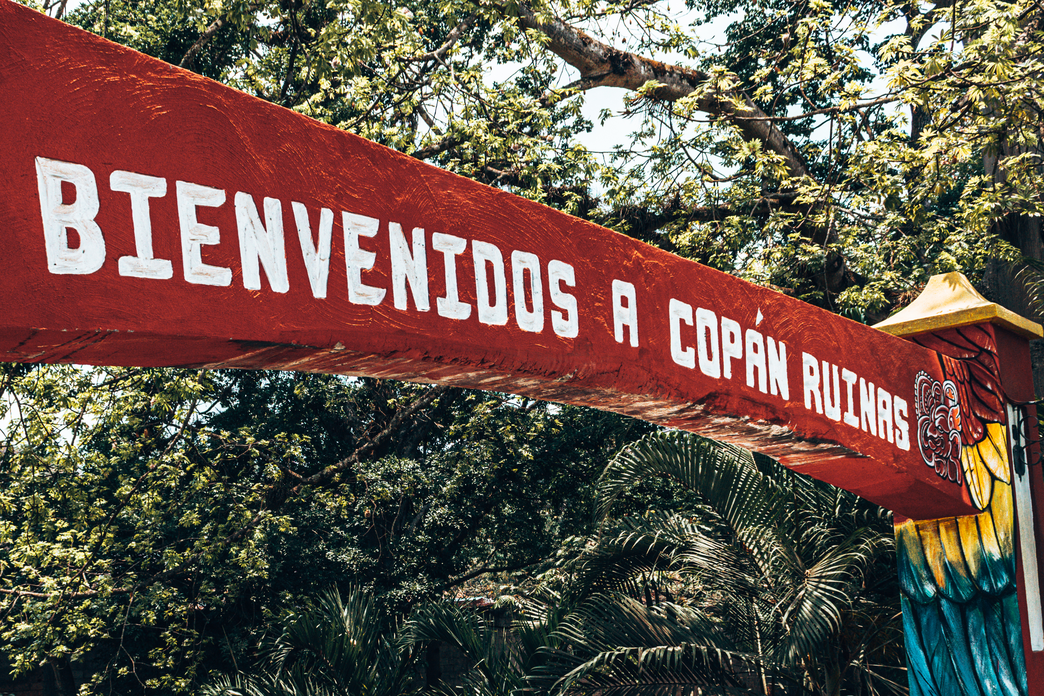 Bienvenidos a Copan Ruinas sign in Honduras wediditourway.com