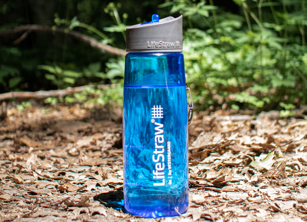 Usa a Lifestraw to avoid plastic water bottles