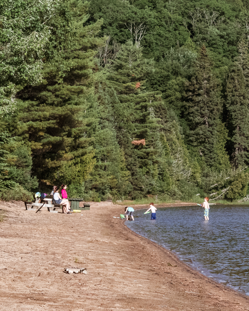 Lake Nominingue, at the Papineau Labelle National park, the perfect beach near Montreal