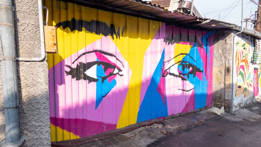 Street art in Kond - Eyes
