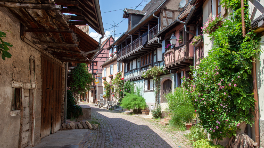 small towns to visit in northern france