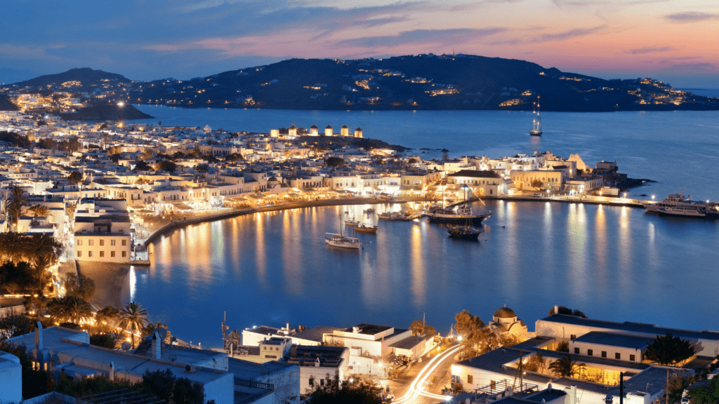 Sunset in Greece. Most romantic Greek islands. Most romantic islands in Greece for couples
