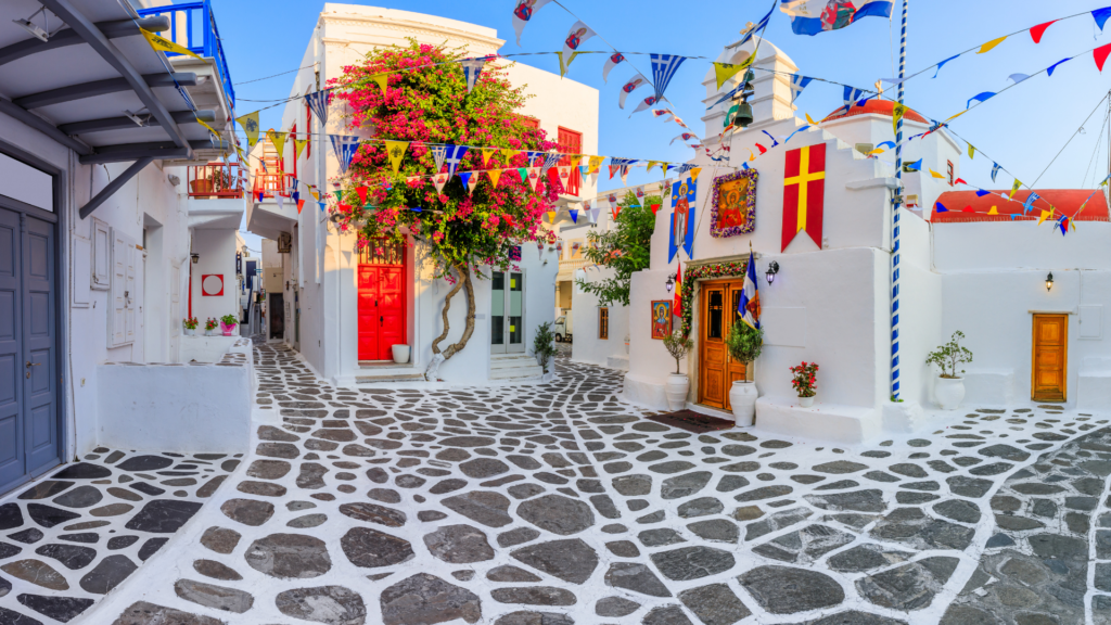 Greece romance. Best place to visit in Greece for couples. honeymoon destinations in Greece