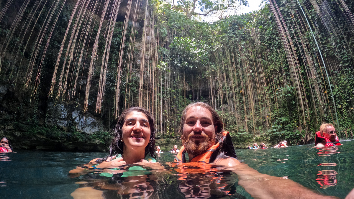 Selfie at Il Kil Cenote in Chichen Itza