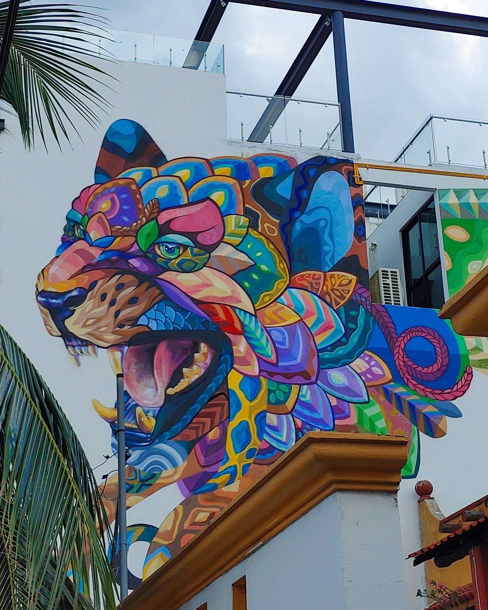 Street art in tulum. Cheap things to do in Tulum