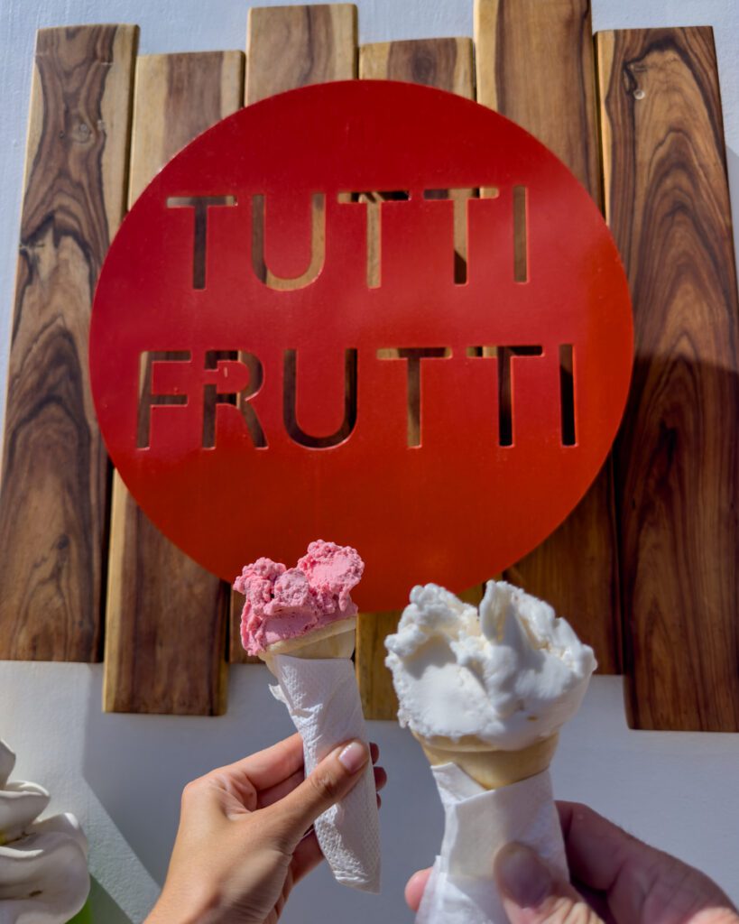 Tutti Frutti Gelato, where to eat in Placencia