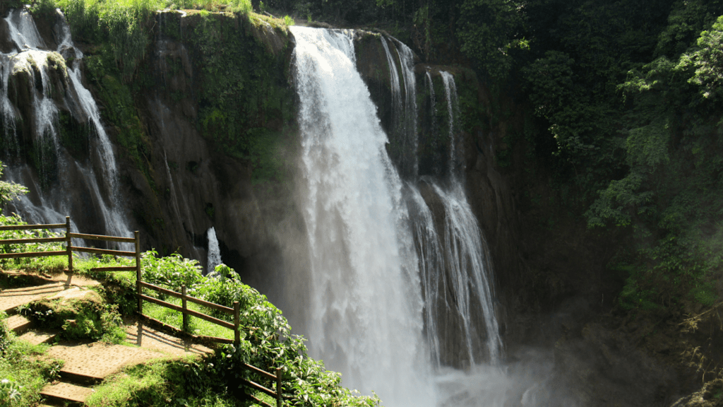 Pulhapanzak Waterfalls, a must-see destination in Honduras