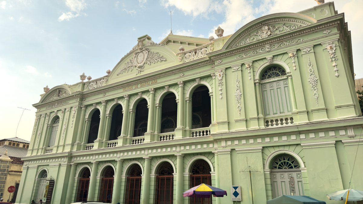The national theater in Santa Ana. One of the best things to do in Santa Ana El Salvador