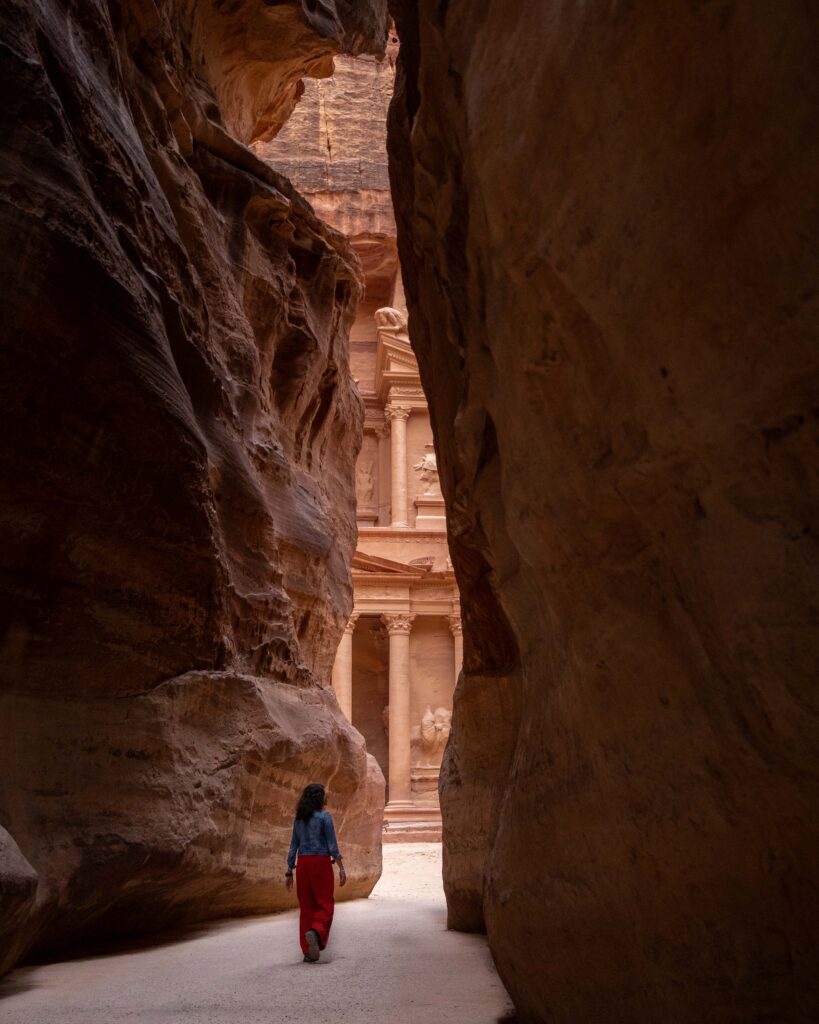 Petra Siq. Places in Jordan. Jordan itinerary Jordan in 7 days. 14 days in Jordan