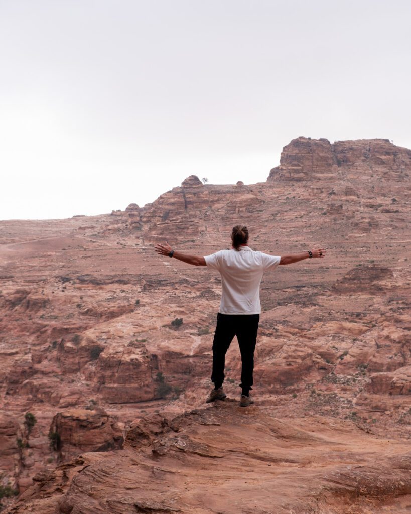 Hiking in Petra in Jordan. Hiking the back door. Places in Jordan. Road trip in Jordan in 10 days