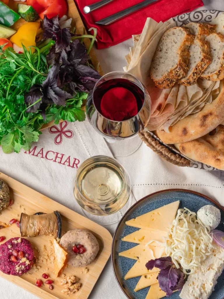 Machar. Best restaurants in Yerevan. Where to eat in Yerevan. Traditional armenian food in Armenia. Armenian dishes.