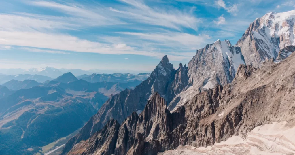 Courmayeur, place in north of italy. Towns in Northern Italy. best places to visit in northern italy. Ski town in northern italy. Hidden gem in northern italy